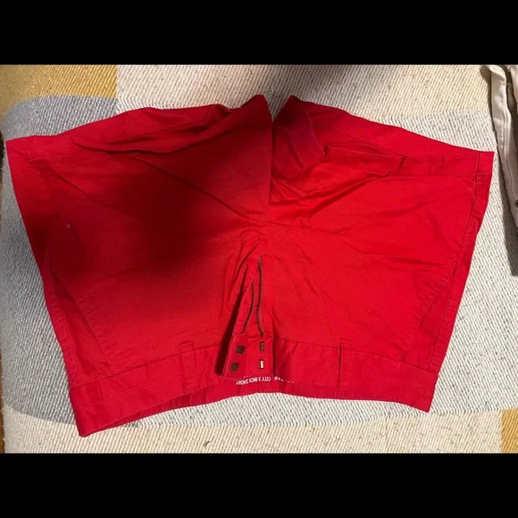 Shorts - Picture 1 of 3